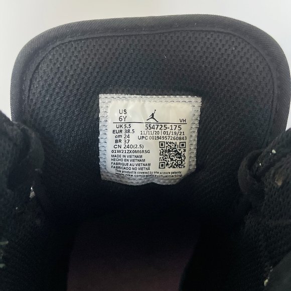 Jordan 1 black and white with purble, turqouise and neon yellow accents - Picture 11 of 11